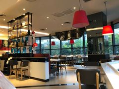 大堂-必胜客(大坪英利店)