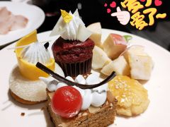 甜点-唐拉雅秀酒店-西锦汇空中BBQ·思创餐厅