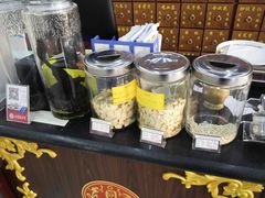 -同仁堂(新燕莎奥特莱斯店)
