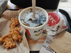 -肯德基(成山路地铁站店)