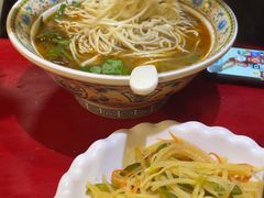 -金杨拉面王小吃面馆·牛三宝面·红烧牛肉粉