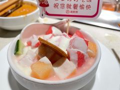 -海底捞火锅鲜切牛肉主题店(长寿路店)