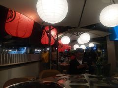 大堂-日进一片海.生腌海鲜火锅.宵夜烧烤(三里屯总店)