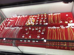 -张师傅首饰加工修理(西单华威潮铺街店)