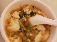 -白金汉爵大酒店-24小时餐厅