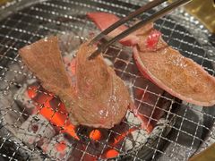 -山川小町·极番烧肉(新地假日广场店)