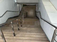 -常熟路(地铁站)