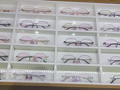 -美空眼镜·星趣控·新乐学·控优点合作店(周浦万达店)