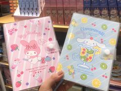 -名创优品(山东青岛市新业广场店)