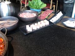 -渝涯重庆豆花老火锅(中赢国际店)