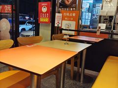 大堂-红荔村肠粉(岗厦店)