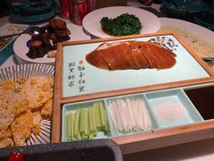 -荷塘秋月·本帮江浙菜(国权路店)