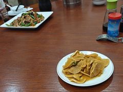 -东北风味思缘食府(对湖路店)