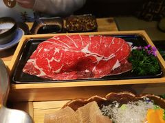 -湊湊火锅·茶憩(杭州湖滨银泰in77店)