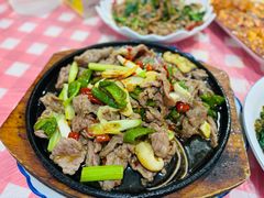 铁板牛肉-洪霞餐馆