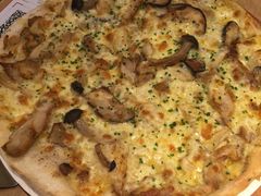 黑松露菌菇鸡肉披萨-必胜客(城西银泰店)