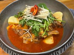 土豆排骨火锅（辣）-喇喇排骨火锅·传统韩式脊骨汤(望京西园总店)
