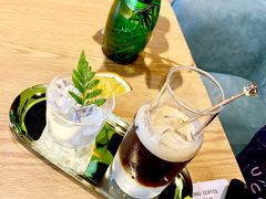 -ZING COFFEE 镜咖啡