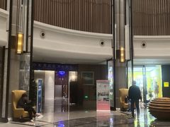 -大连金石滩绿发温泉假日酒店