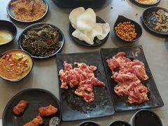 -啊美丽炭火烤肉(滑翔一店)