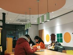 大堂-麦当劳(玉桥中路店)