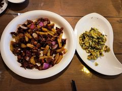 -美食村花园餐厅