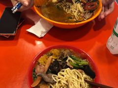 -易记皮肚面(明瓦廊店)