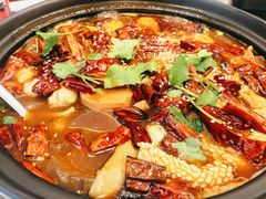 -品海楼·大连海胆锅贴馆(东港店)