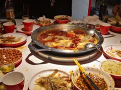 红锅锅底-蜀滋香鲜鱼美蛙火锅(339店)