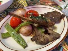 炭烤羊排-BROWNSTONE布朗石西班牙餐厅(富城店)