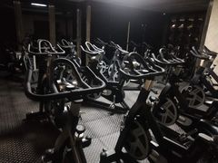 -奥力健身游泳俱乐部(华悦店)