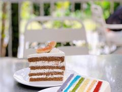 彩虹蛋糕-ADO KAFE(大学城店)
