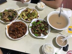 -满口香饭店