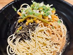 鸳鸯酱热干面-汪爹爹武汉牛三鲜(朝外大街店)