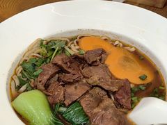 -贯一台湾牛肉面(八一七中路店)