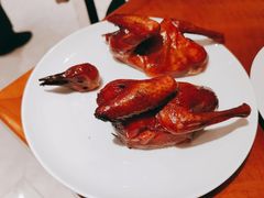 红烧乳鸽-杭州JW万豪酒店-万豪中餐厅