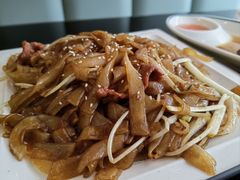 干炒牛河-玉兰苑一等茶餐厅