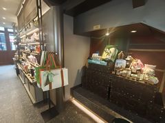 -星巴克臻选(上海今潮8弄店)