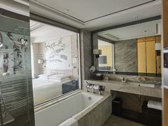 -上海宝华万豪酒店