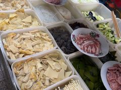 -陆师傅砂锅烫菜(圆通街店)