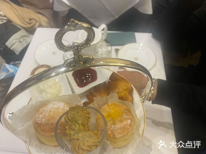 COVA(新天地Xintiandi店)招牌燕麦蛋糕图片