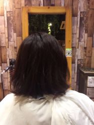 点击看大图 原来发型-藤野造型·专业烫染店