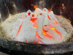 -小辣椒火盆烧烤(温泉南街店)