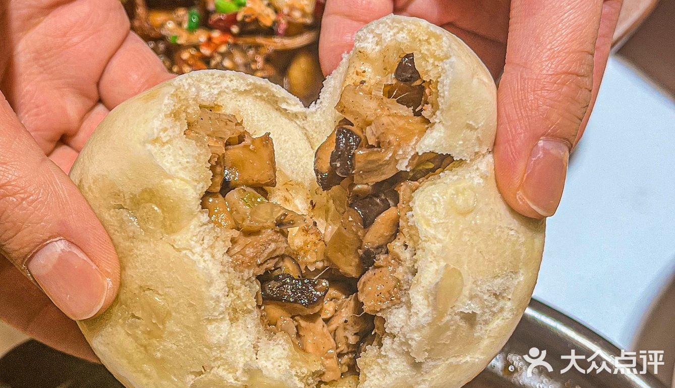 竟然隐藏着一家这么好吃的砂锅菜