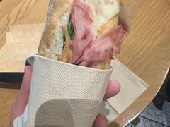 -星巴克(北京佳程广场店)