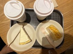 -星巴克(汾阳路店)