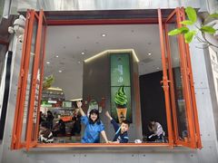 -喧闹·东方大气茶(鹅岭二厂店)
