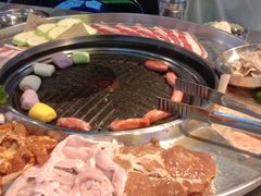 -哈哈碳都·牛肋条无限自助烤肉(台江万达店)