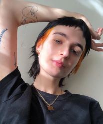 -AYO SALON