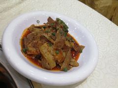 -渝君重庆火锅(嘉宾路店)